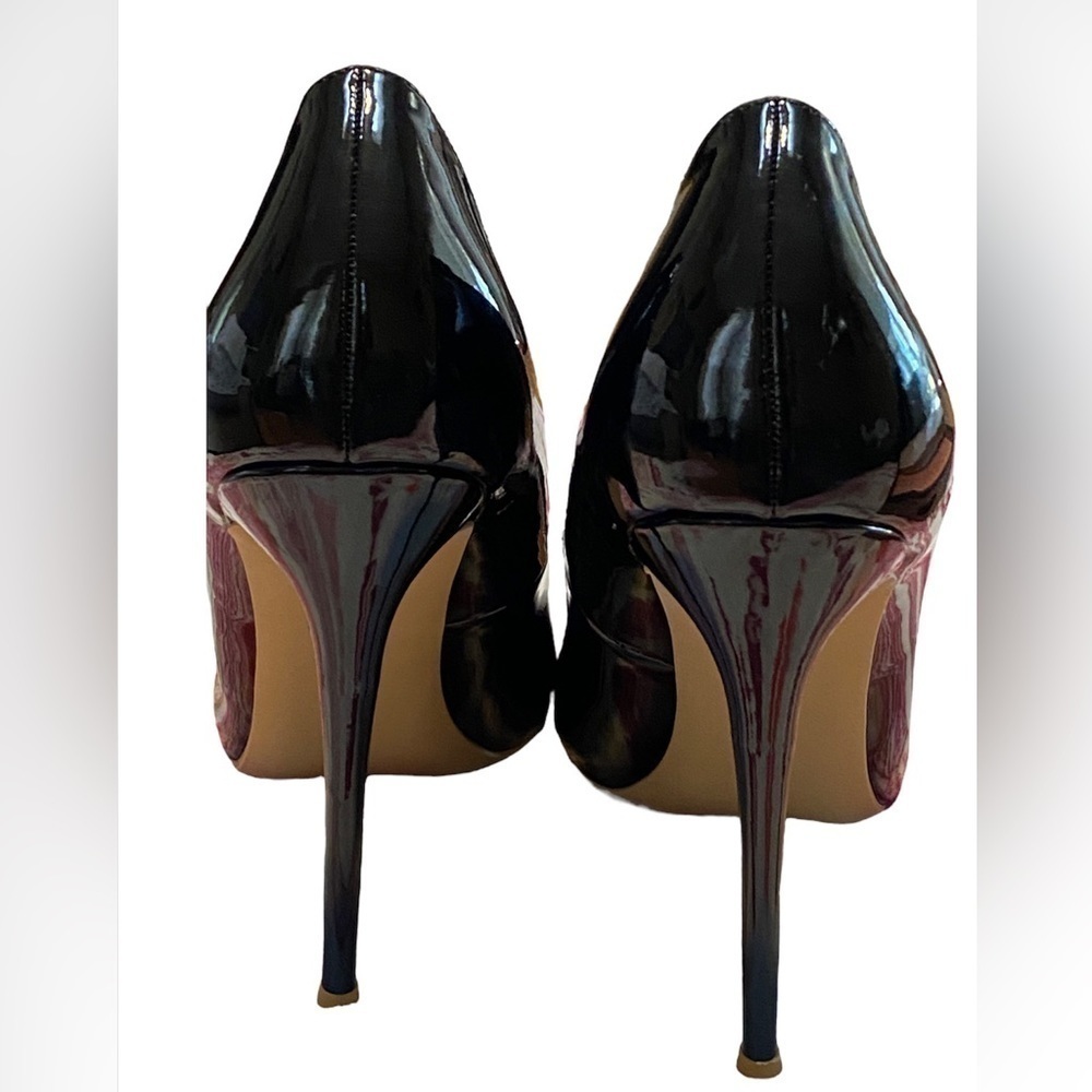 𝅺SIZE 9 black GenShou 4 inch heels. - Picture 3 of 6